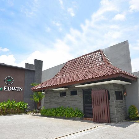 Hotel The Edwin Syariah Ngabean Exterior foto